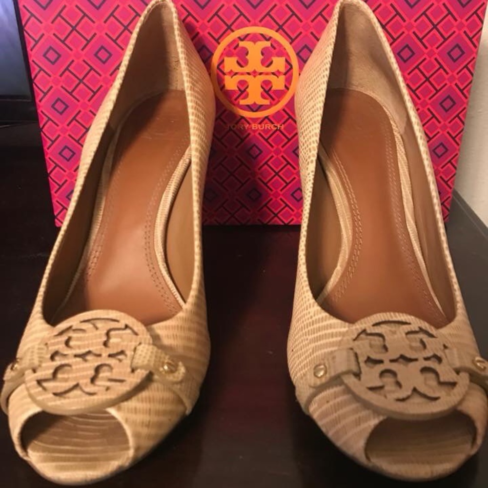 Tory Burch Mini Miller Croc-Effect Size 10.5